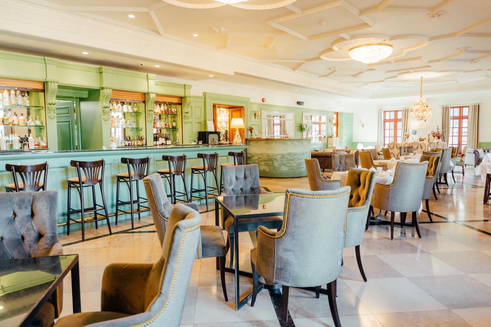 Pennyhill Park Hotel And Spa Bagshot Esterno foto