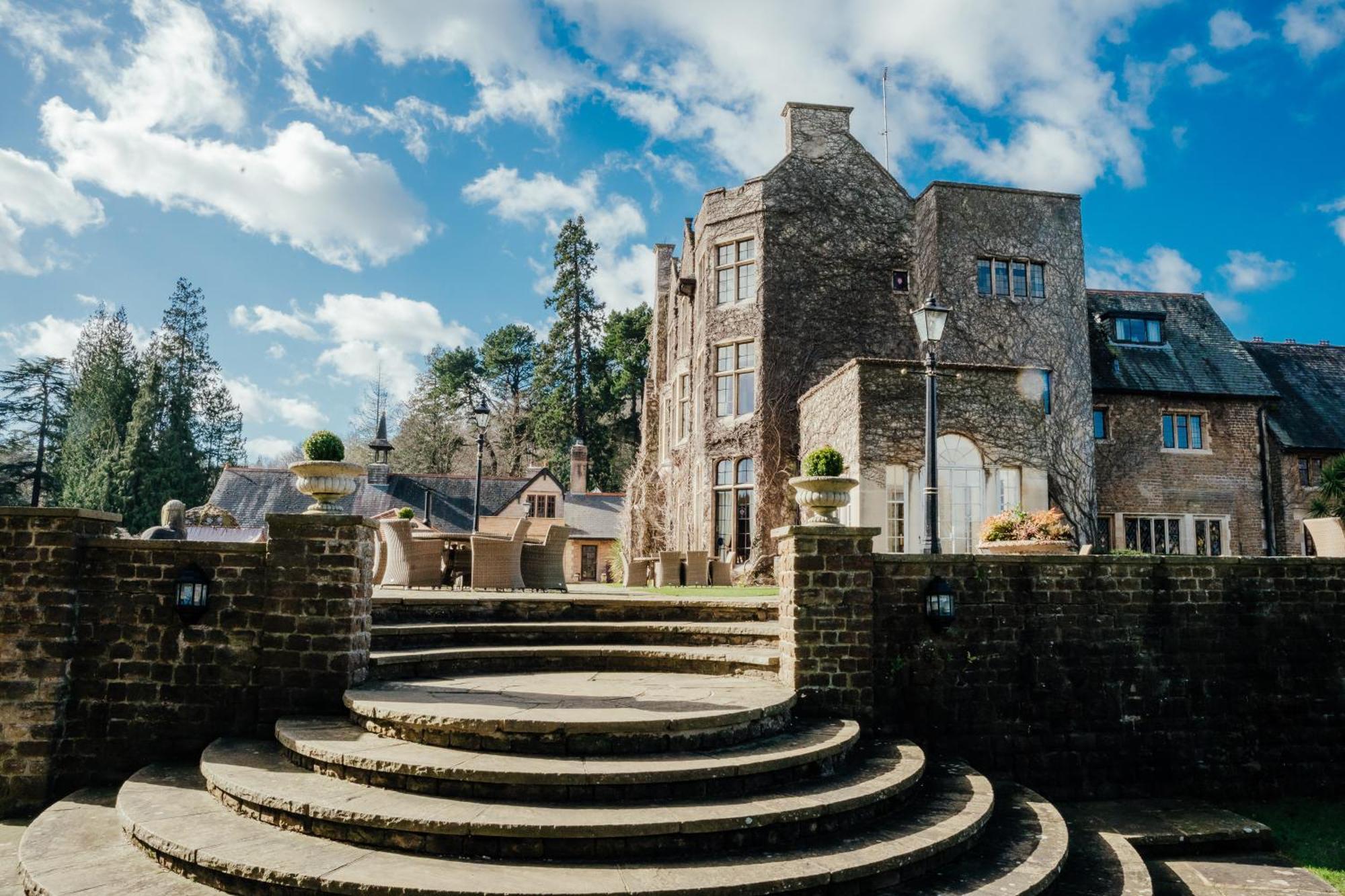 Pennyhill Park Hotel And Spa Bagshot Esterno foto