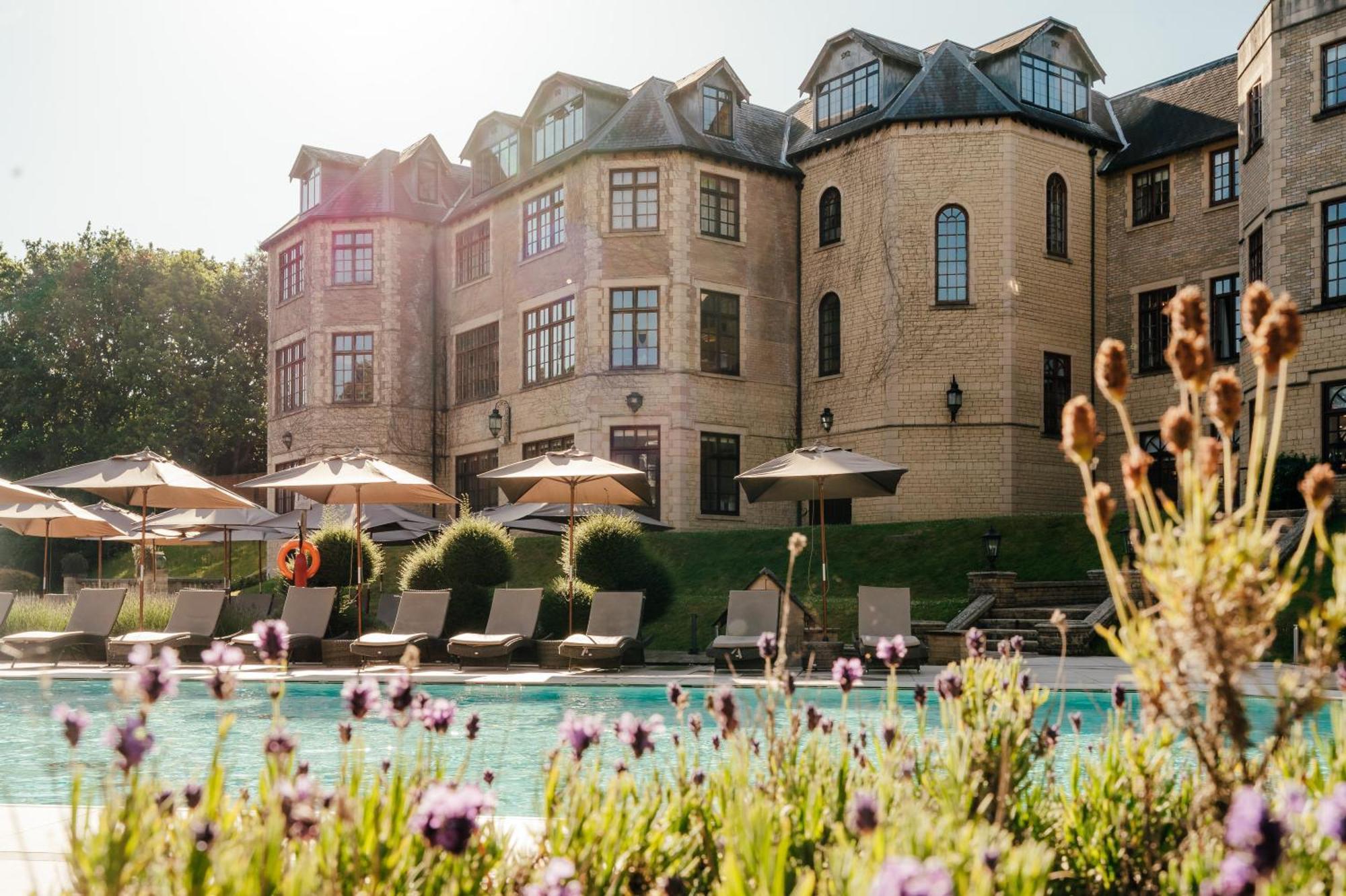 Pennyhill Park Hotel And Spa Bagshot Esterno foto