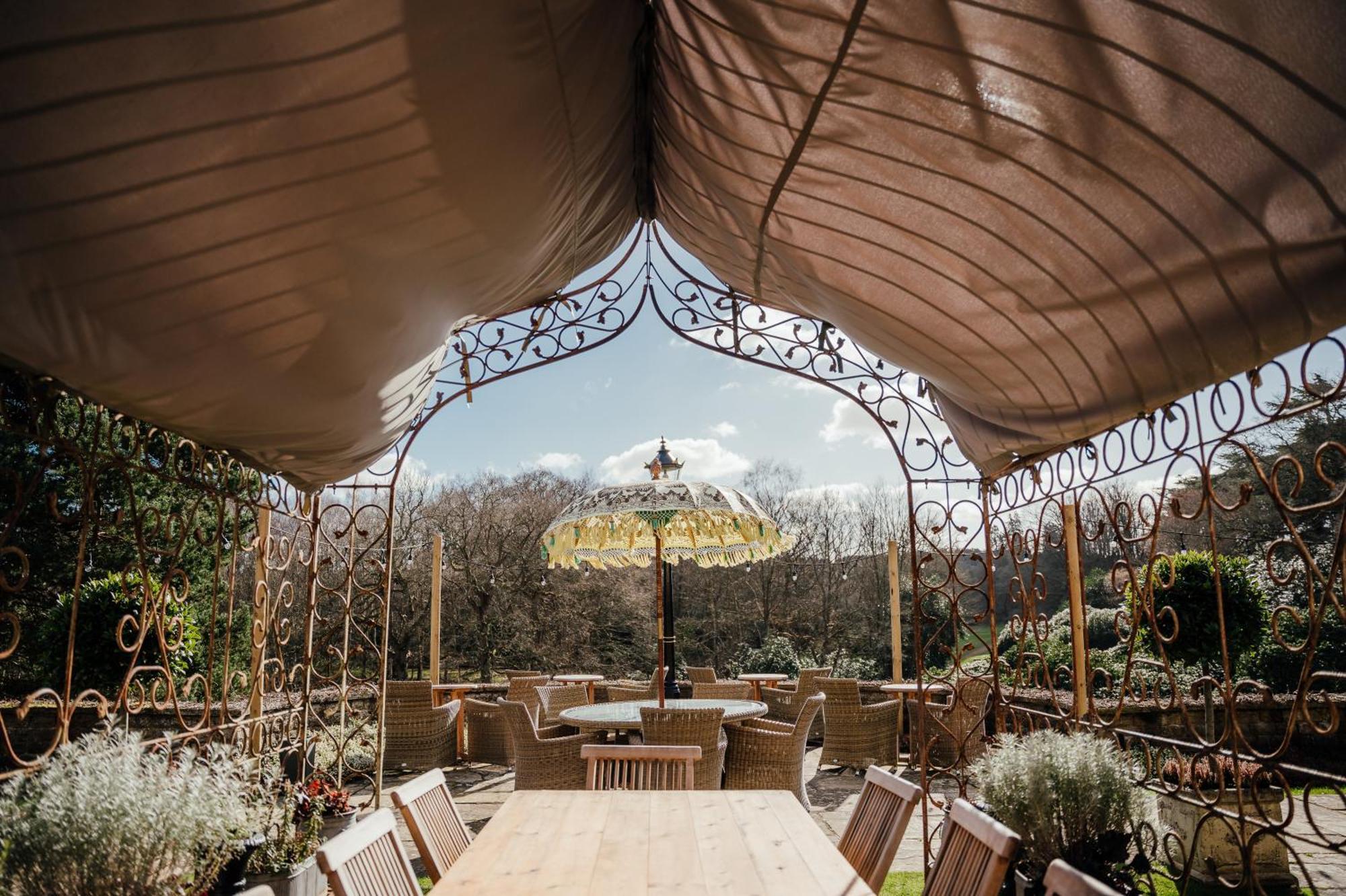 Pennyhill Park Hotel And Spa Bagshot Esterno foto