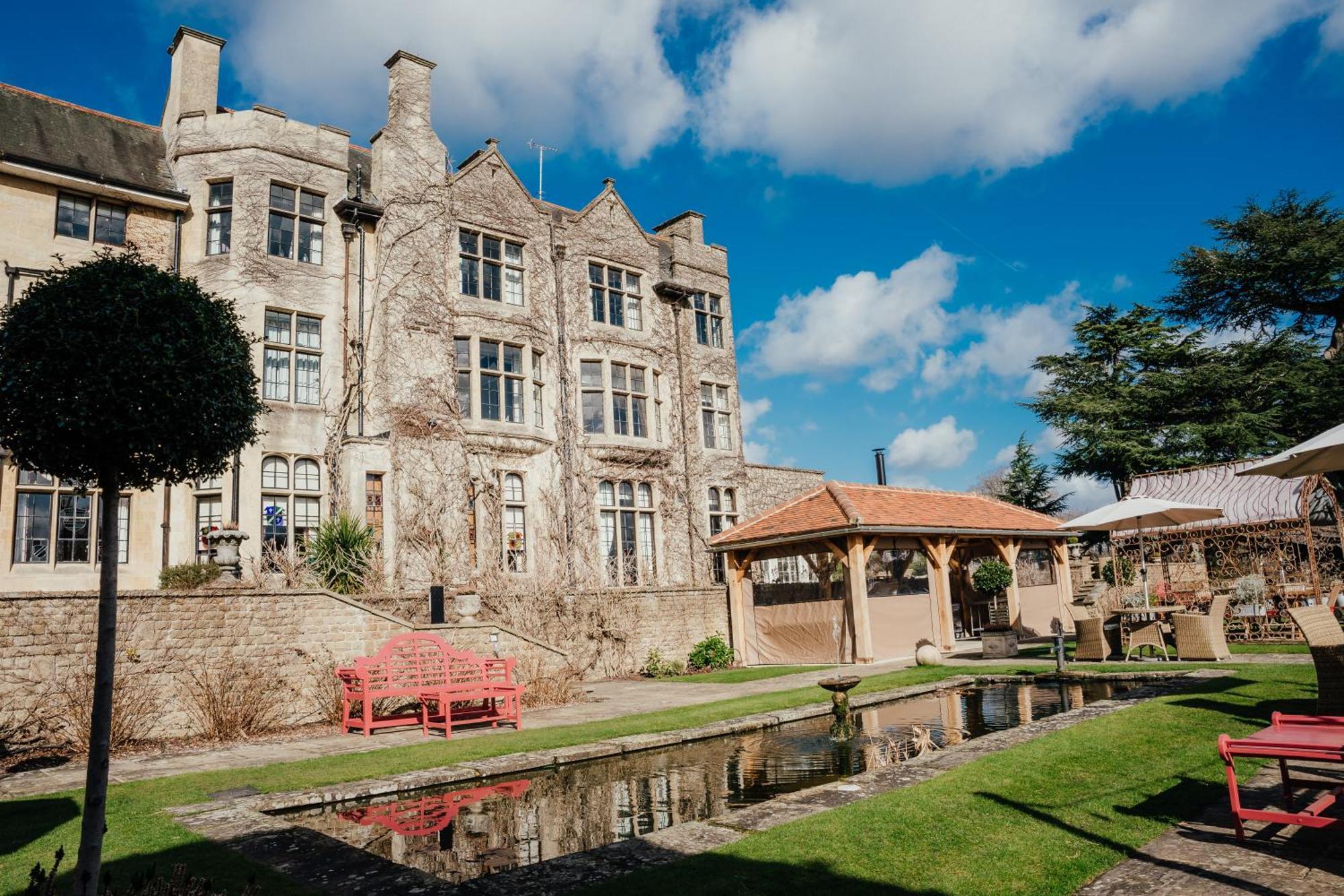 Pennyhill Park Hotel And Spa Bagshot Esterno foto
