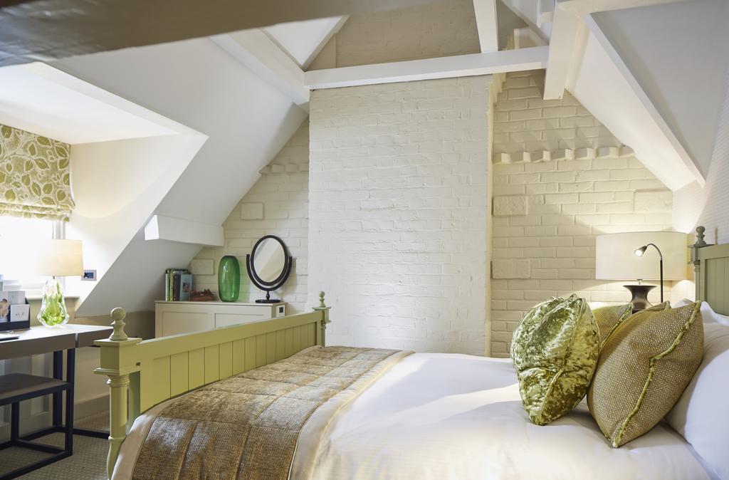 Pennyhill Park Hotel And Spa Bagshot Esterno foto