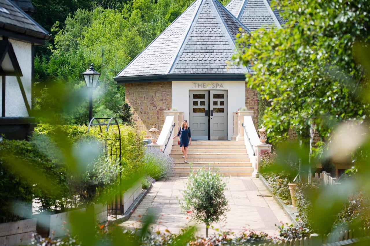 Pennyhill Park Hotel And Spa Bagshot Esterno foto