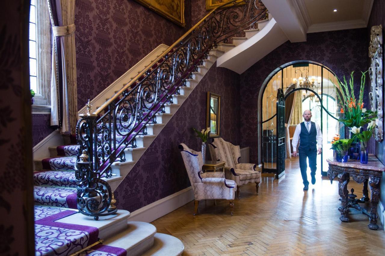 Pennyhill Park Hotel And Spa Bagshot Esterno foto
